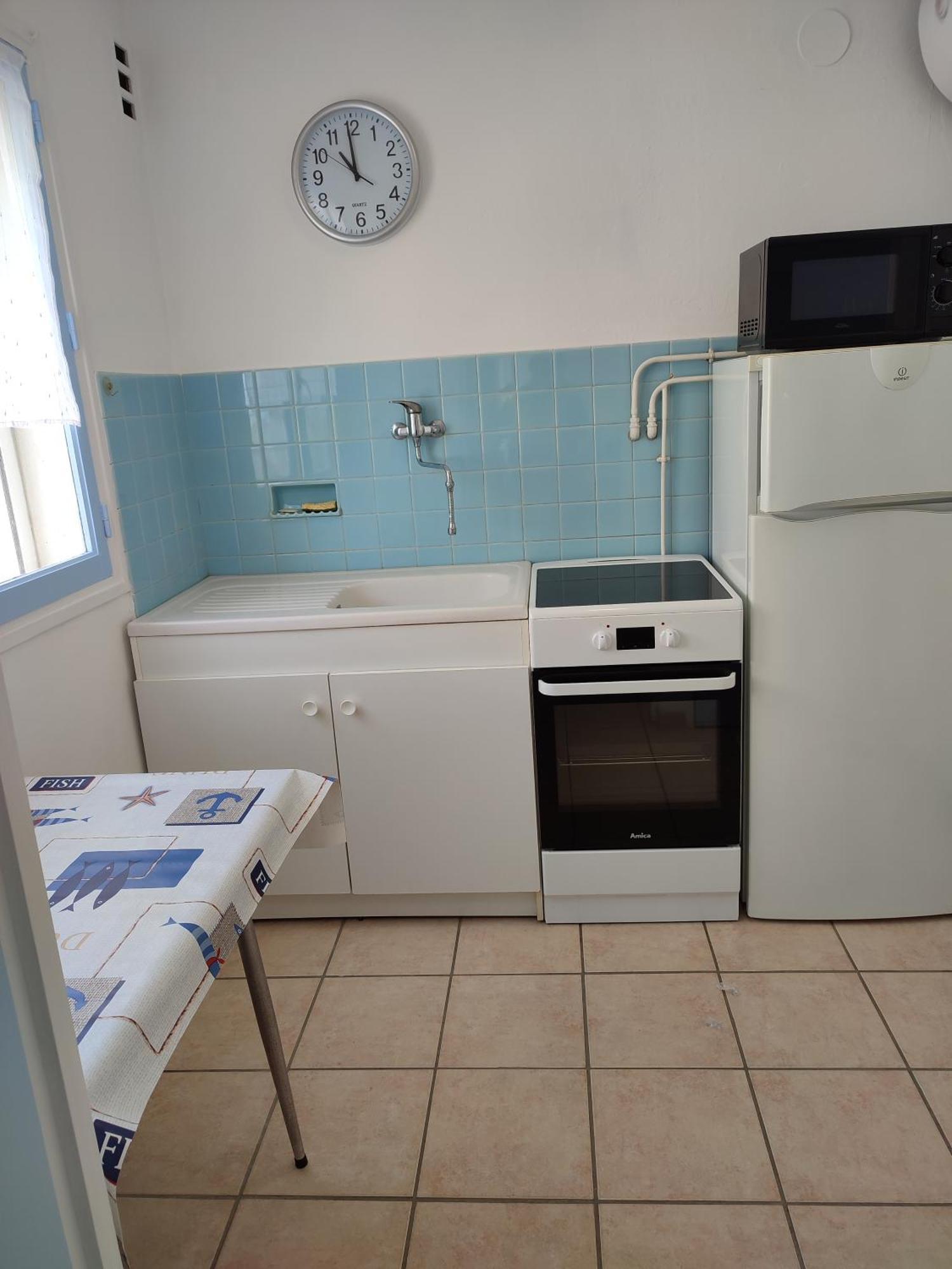 Appartement T1 Dans Immeuble Sur